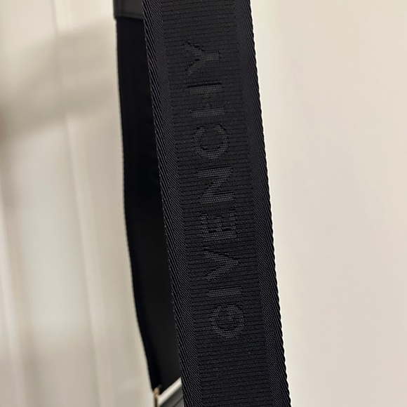 Men’s Givenchy Antigona U Camera Bag - Picture 11 of 16